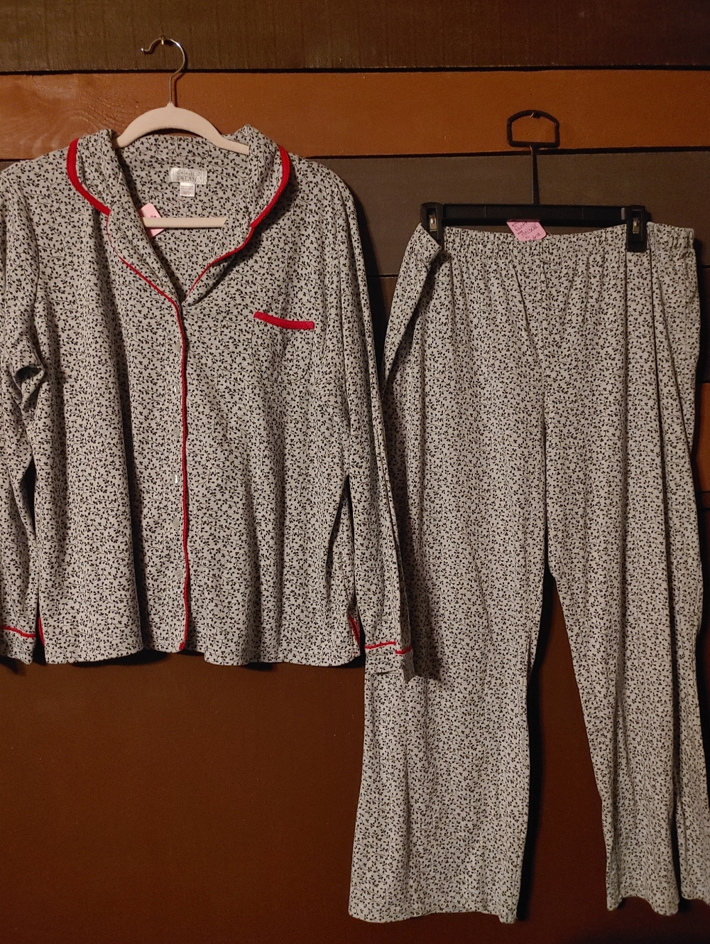 NWOT Celestial Dreams XL (16-18) Grey w/ Black Floral Print Pajama Set